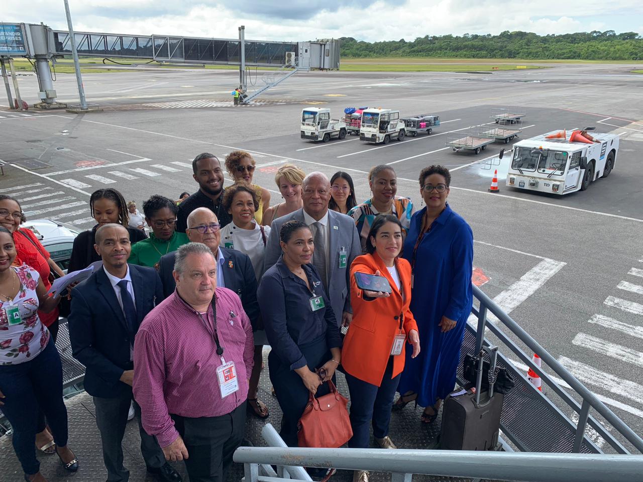 Desserte aérienne La ligne CayenneSaint Domingue par Sky High